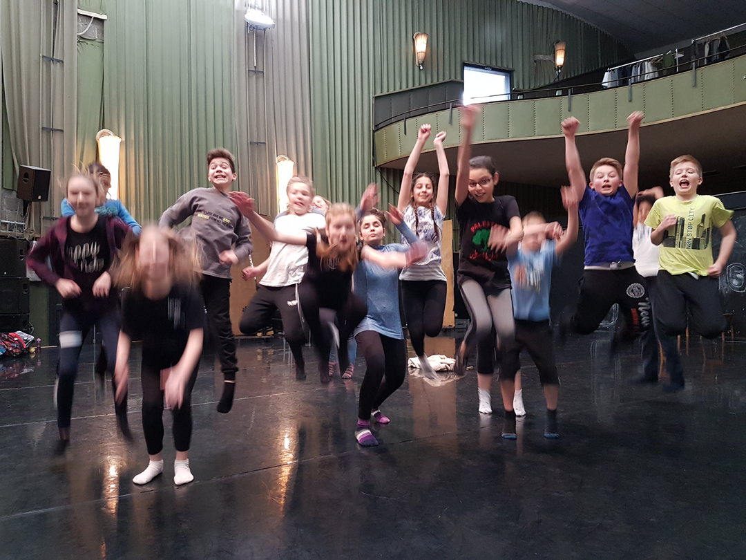 Gesamtschule Langerfeld in Zusammenarbeit mit dem Tanztheater Pina Bausch 2018