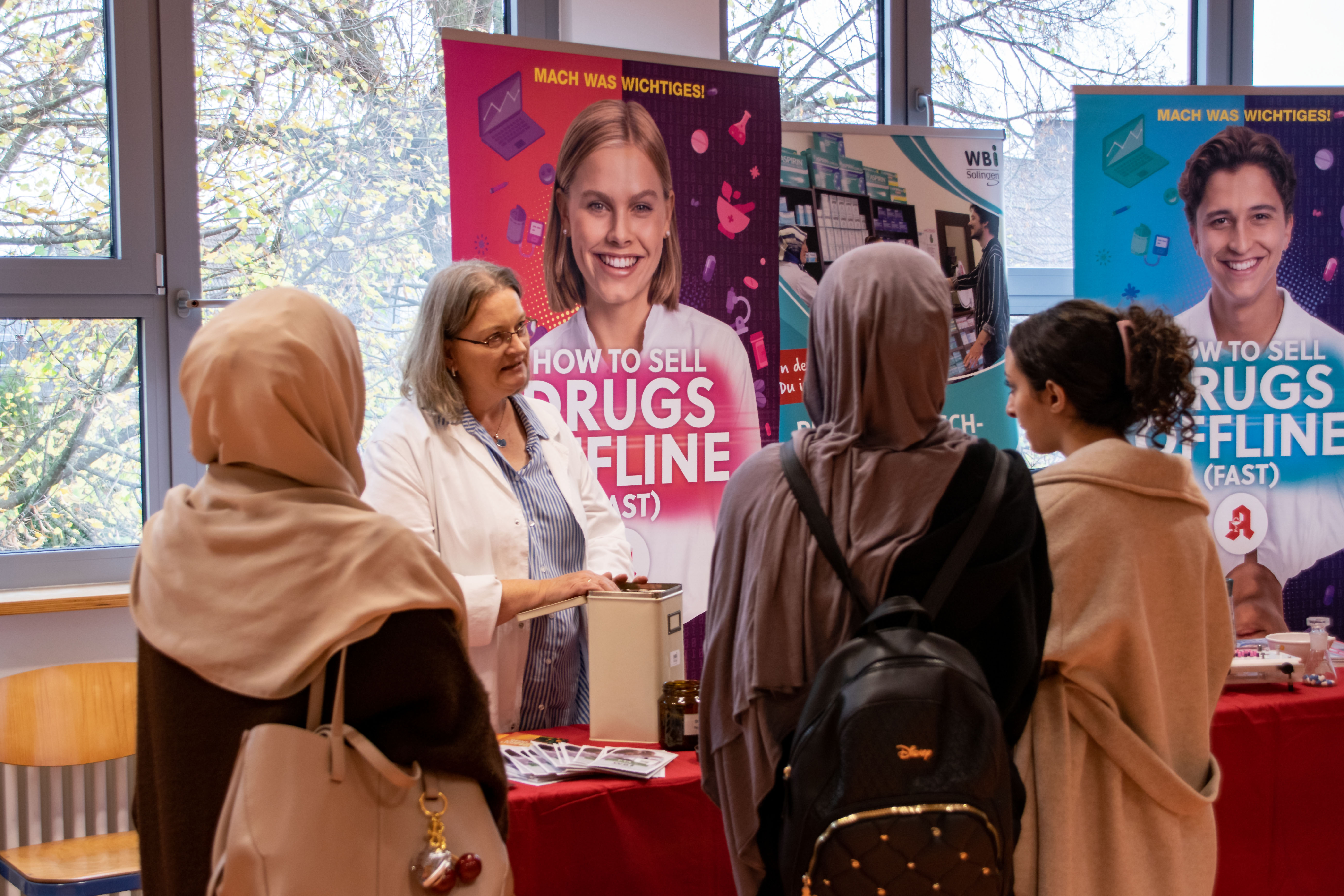 Berufsorientierungsbörse 14.11.2025 an der Gesamtschule Langerfeld – Ein voller Erfolg!