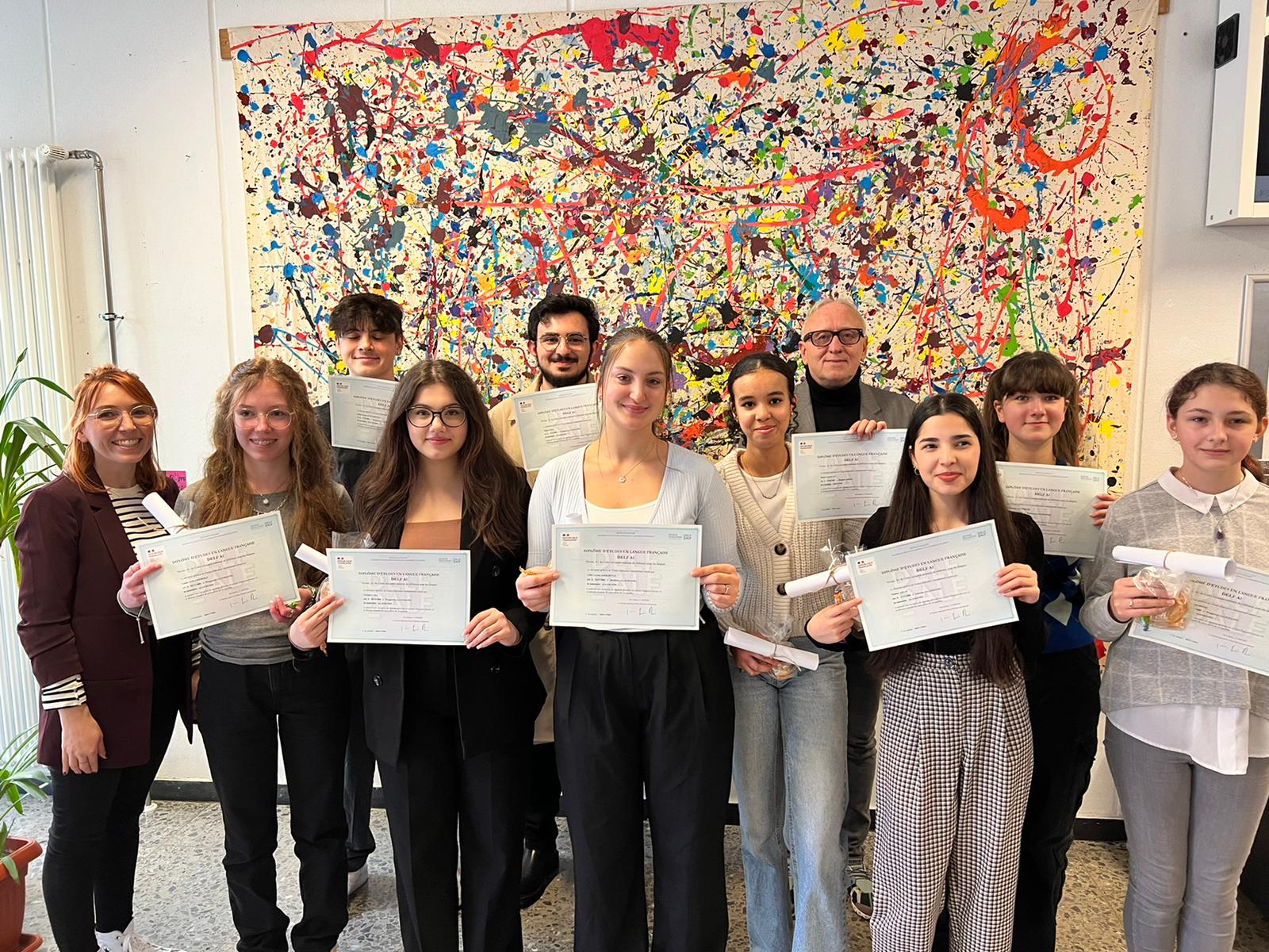 Félicitations! – DELF-Diplome erhalten